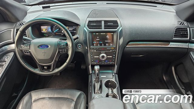 Ford Explorer 2.3 Limited 4WD 5th 2017 — фото 7