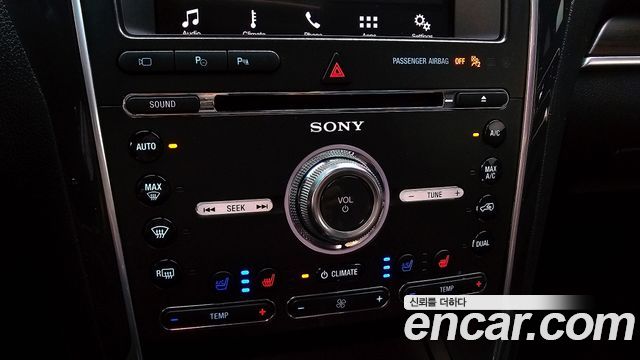Ford Explorer 2.3 Limited 4WD 5th 2017 — фото 17