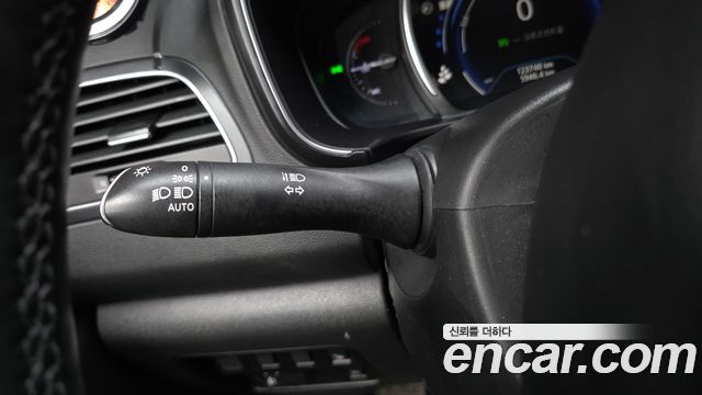 Renault Korea QM6 2.0 LPe RE 2WD 2021 — фото 29