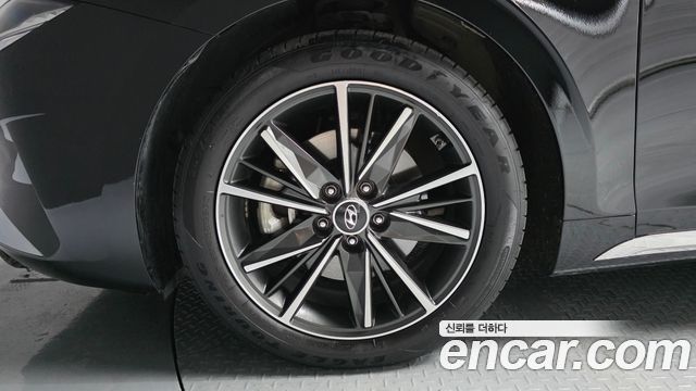 Hyundai Grandeur (IG) 2.5 Le Blanc 2023 — фото 5