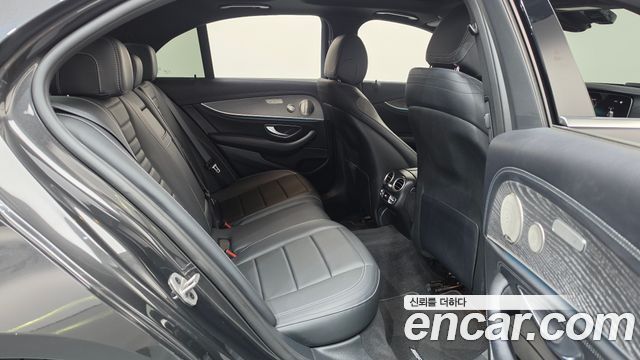 Mercedes-Benz E-Class (W213) E350 4MATIC AMG Line 2021 — фото 11