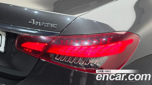 Mercedes-Benz E-Class (W213) E350 4MATIC AMG Line 2021 — фото 23