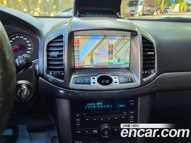Chevrolet Captiva 2WD LT Premium 2015 — фото 22