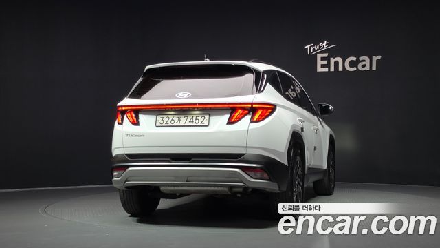 Hyundai Tucson (NX4) Gasoline 1.6 Turbo 2WD Premium 2024 — фото 4