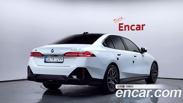 BMW 5 Series (G60) 523d xDrive M Sport 2026 — фото 2