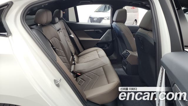 BMW 5 Series (G60) 523d xDrive M Sport 2026 — фото 11