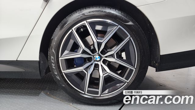 BMW 5 Series (G60) 523d xDrive M Sport 2026 — фото 21