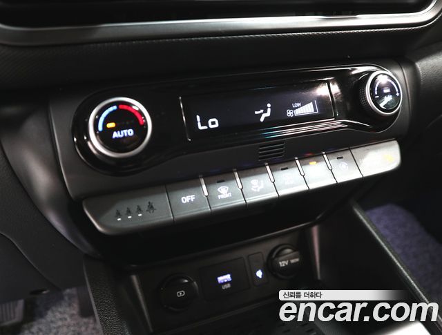 Hyundai Kona Gasoline 1.6 Turbo 2WD Inspiration 2022 — фото 18