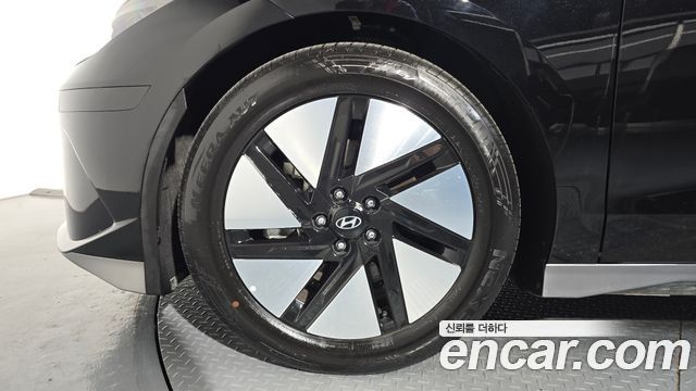 Hyundai Ioniq 6 Standard E-Value+ 2025 — фото 5