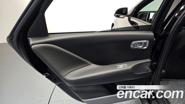 Hyundai Ioniq 6 Standard E-Value+ 2025 — фото 31