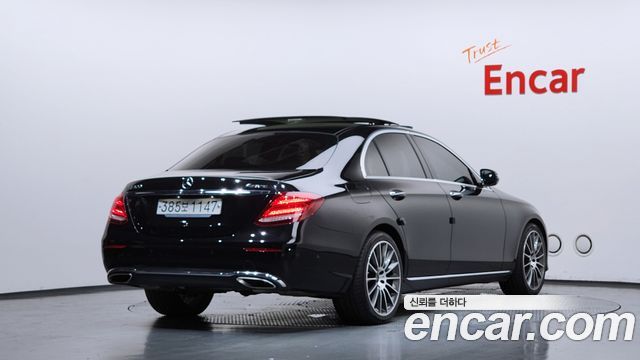 Mercedes-Benz E-Class (W213) E300 Avantgarde 2019 — фото 2