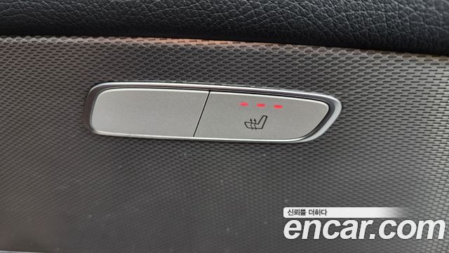 Mercedes-Benz E-Class (W213) E300 Avantgarde 2019 — фото 19