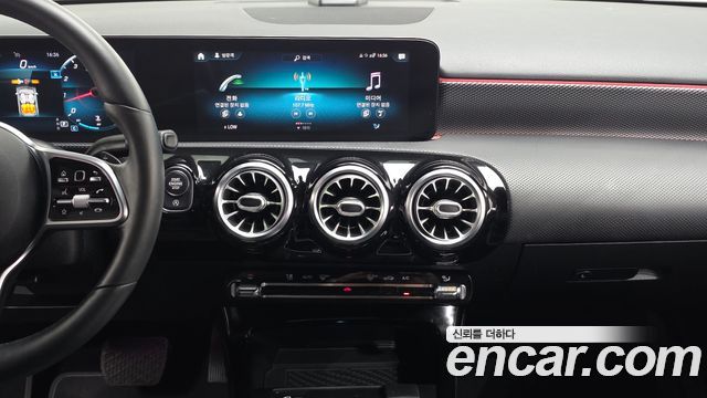 Mercedes-Benz A-Class (W177) A220 Sedan 2021 — фото 14