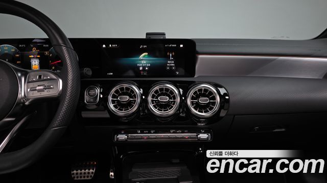 Mercedes-Benz CLA-Class (C118) CLA250 4MATIC 2021 — фото 14