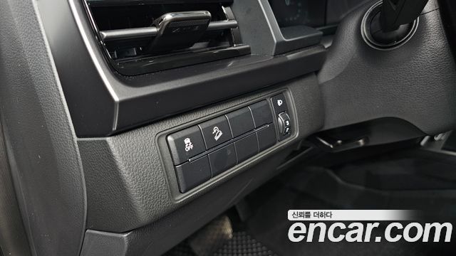 KG Mobility (SsangYong) Musso (Q300) Gasoline 2.0 4WD M7 Grand Style 2026 — фото 18