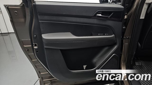 KG Mobility (SsangYong) Musso (Q300) Gasoline 2.0 4WD M7 Grand Style 2026 — фото 25