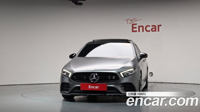 Mercedes-Benz A-Class (W177) AMG A35 4MATIC Sedan 2023 — фото 3