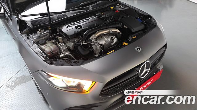 Mercedes-Benz A-Class (W177) AMG A35 4MATIC Sedan 2023 — фото 6