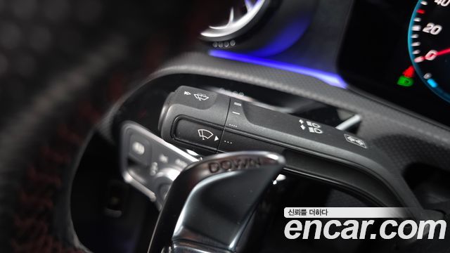 Mercedes-Benz A-Class (W177) AMG A35 4MATIC Sedan 2023 — фото 32