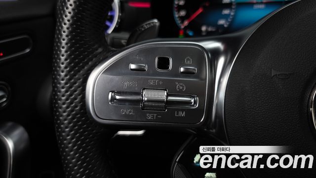 Mercedes-Benz A-Class (W177) AMG A35 4MATIC Sedan 2023 — фото 34