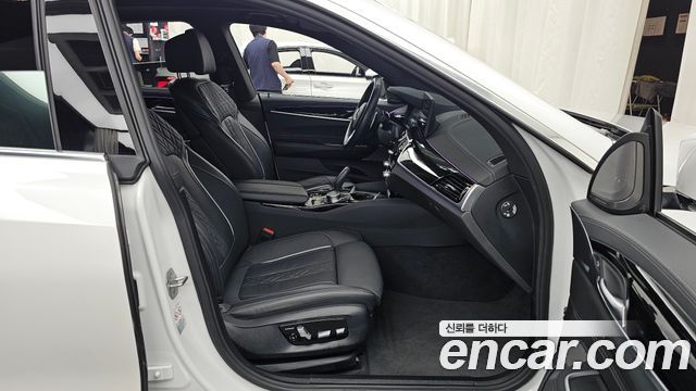 BMW 6 Series GT (G32) 630i xDrive M Sport 2023 — фото 11