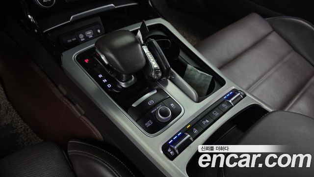 Kia Stinger 2.2 Diesel AWD Platinum 2019 — фото 9
