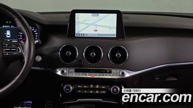 Kia Stinger 2.2 Diesel AWD Platinum 2019 — фото 18