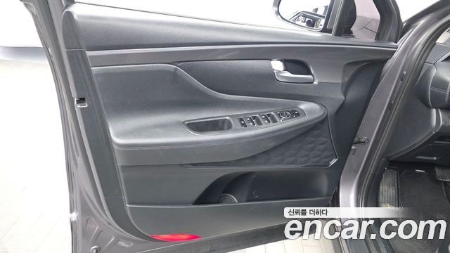 Hyundai Santa Fe Diesel 2.2 2WD Premium 2021 — фото 24