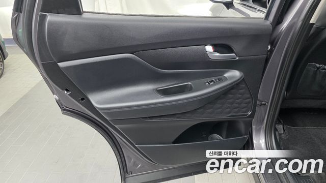 Hyundai Santa Fe Diesel 2.2 2WD Premium 2021 — фото 25