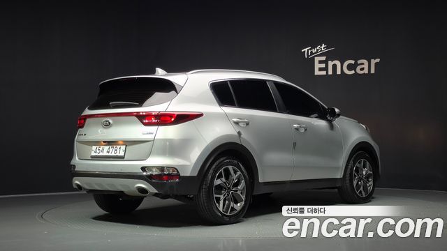 Kia Sportage The Bold Diesel 2.0 2WD Prestige 2019 — фото 2