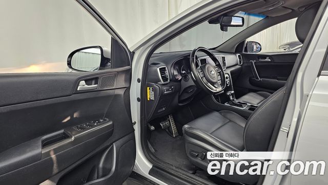 Kia Sportage The Bold Diesel 2.0 2WD Prestige 2019 — фото 10