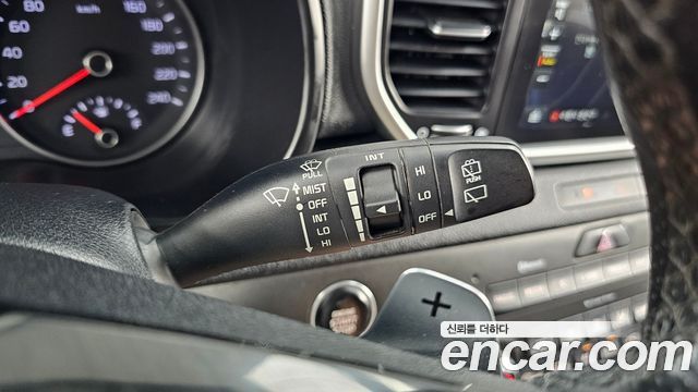 Kia Sportage The Bold Diesel 2.0 2WD Prestige 2019 — фото 28
