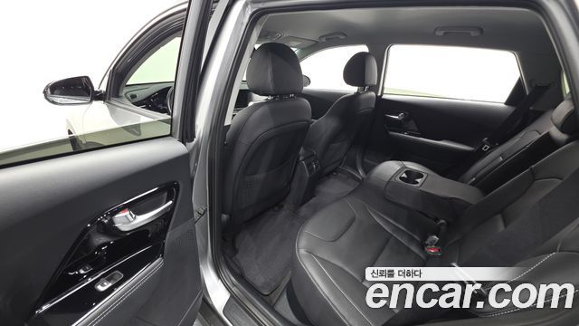 Kia Niro EV Prestige 2022 — фото 12