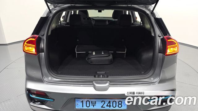 Kia Niro EV Prestige 2022 — фото 18