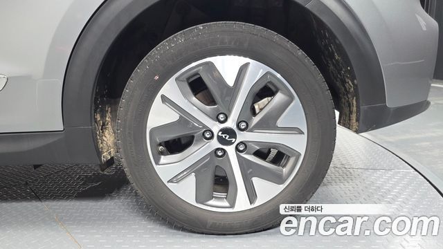 Kia Niro EV Prestige 2022 — фото 21