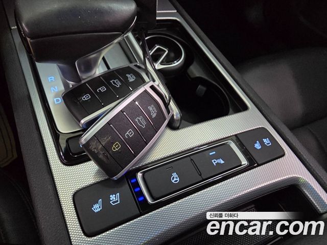 Genesis G80 3.3 GDI Luxury 2017 — фото 17