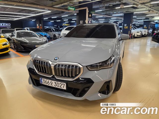 BMW 5 Series (G60) 523d xDrive M Sport
