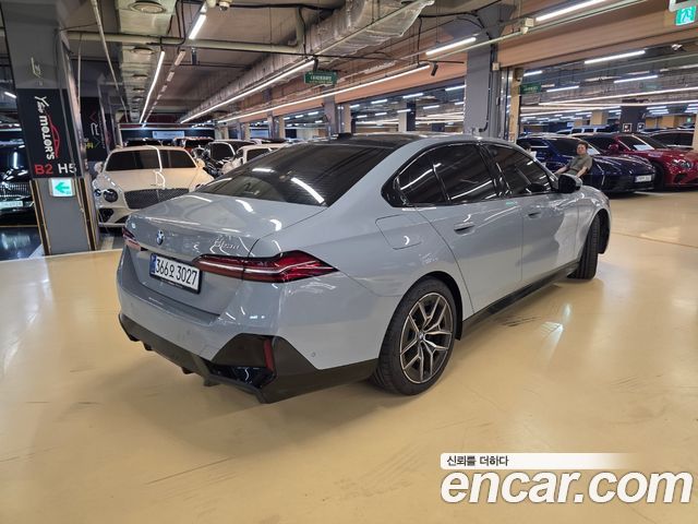 BMW 5 Series (G60) 523d xDrive M Sport 2026 — фото 4
