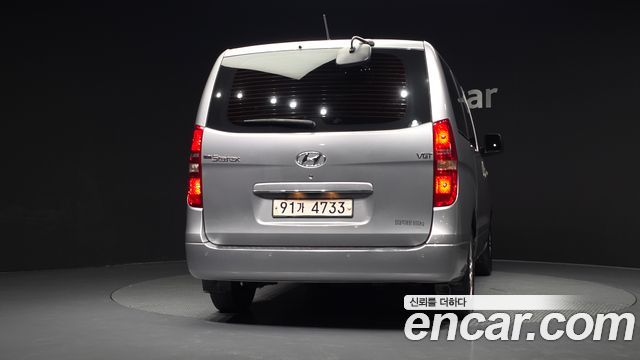 Hyundai Grand Starex Van 3-Seater Smart 2021 — фото 4