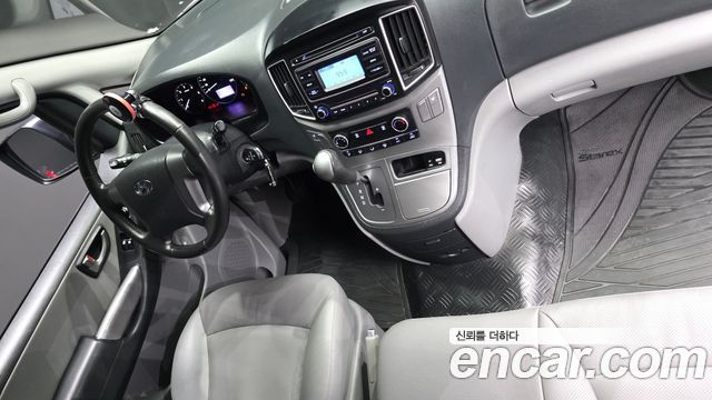 Hyundai Grand Starex Van 3-Seater Smart 2021 — фото 7