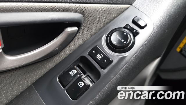 Hyundai Grand Starex Van 3-Seater Smart 2021 — фото 15