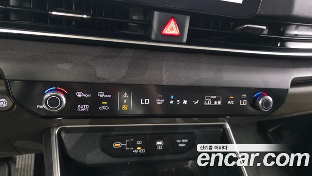 Kia Carnival (IV) HEV 9 seater Prestige 2024 — фото 18