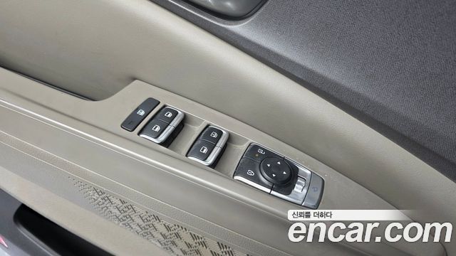 Kia Carnival (IV) HEV 9 seater Prestige 2024 — фото 28