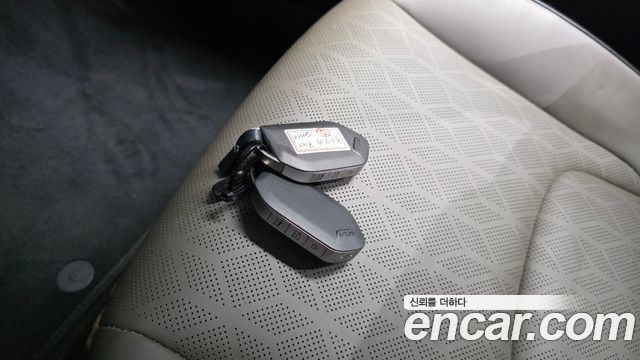 Kia Carnival (IV) HEV 9 seater Prestige 2024 — фото 31