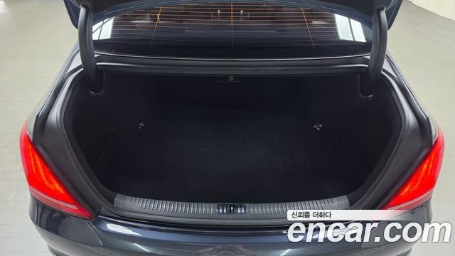 Genesis EQ900 3.3 T-GDI AWD Premiun Luxury 2016 — фото 18