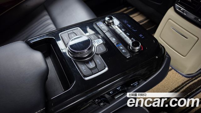Genesis EQ900 3.3 T-GDI AWD Premiun Luxury 2016 — фото 28