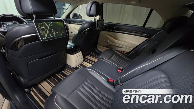 Genesis EQ900 3.3 T-GDI AWD Premiun Luxury 2016 — фото 29