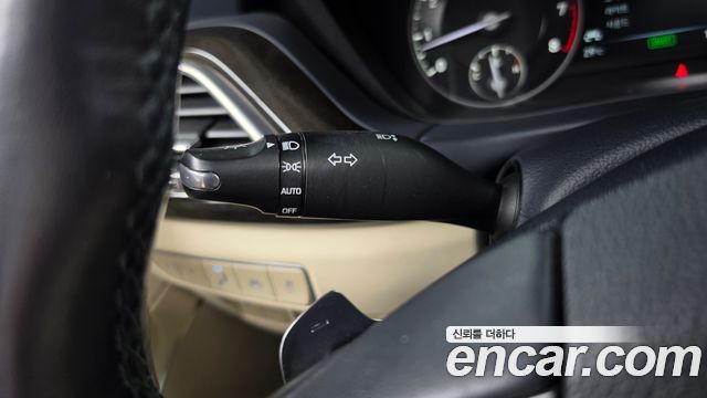 Genesis EQ900 3.3 T-GDI AWD Premiun Luxury 2016 — фото 36