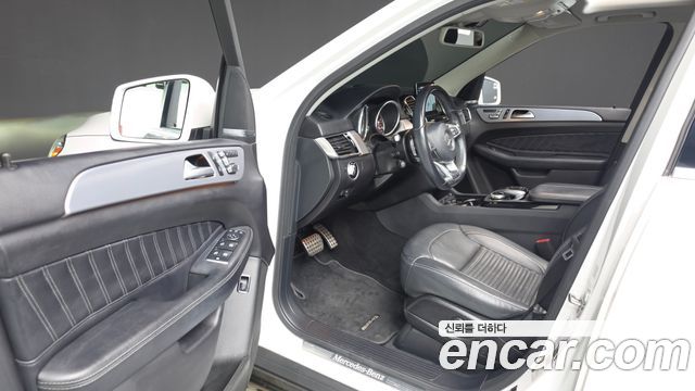 Mercedes-Benz GLE-Class (W166) GLE350 d 4MATIC Premium 2018 — фото 10