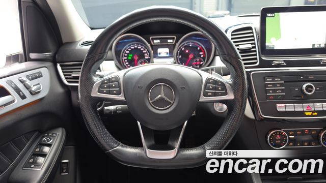 Mercedes-Benz GLE-Class (W166) GLE350 d 4MATIC Premium 2018 — фото 13